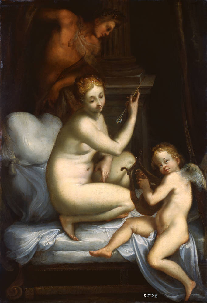 Crouching Venus with Armor
